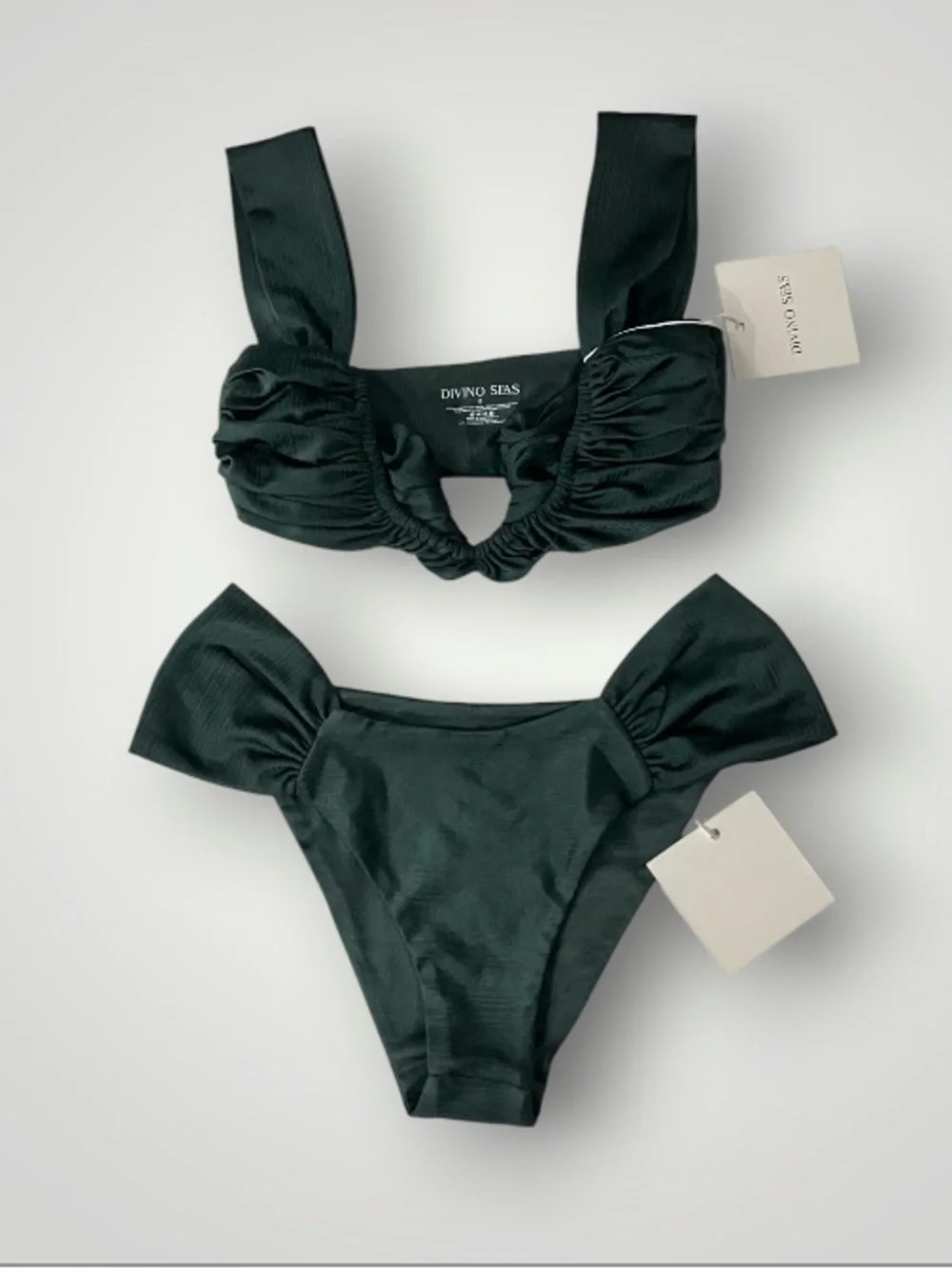 New Divino Seas Eclat Bikini Set - Picture 3 of 11